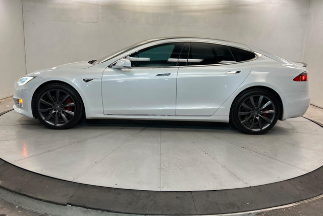 Used 2019 Tesla Model S Performance AWD/4WD image 2