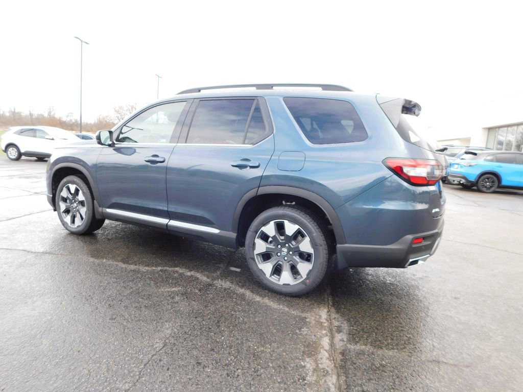 New 2026 Honda Pilot Touring image 5