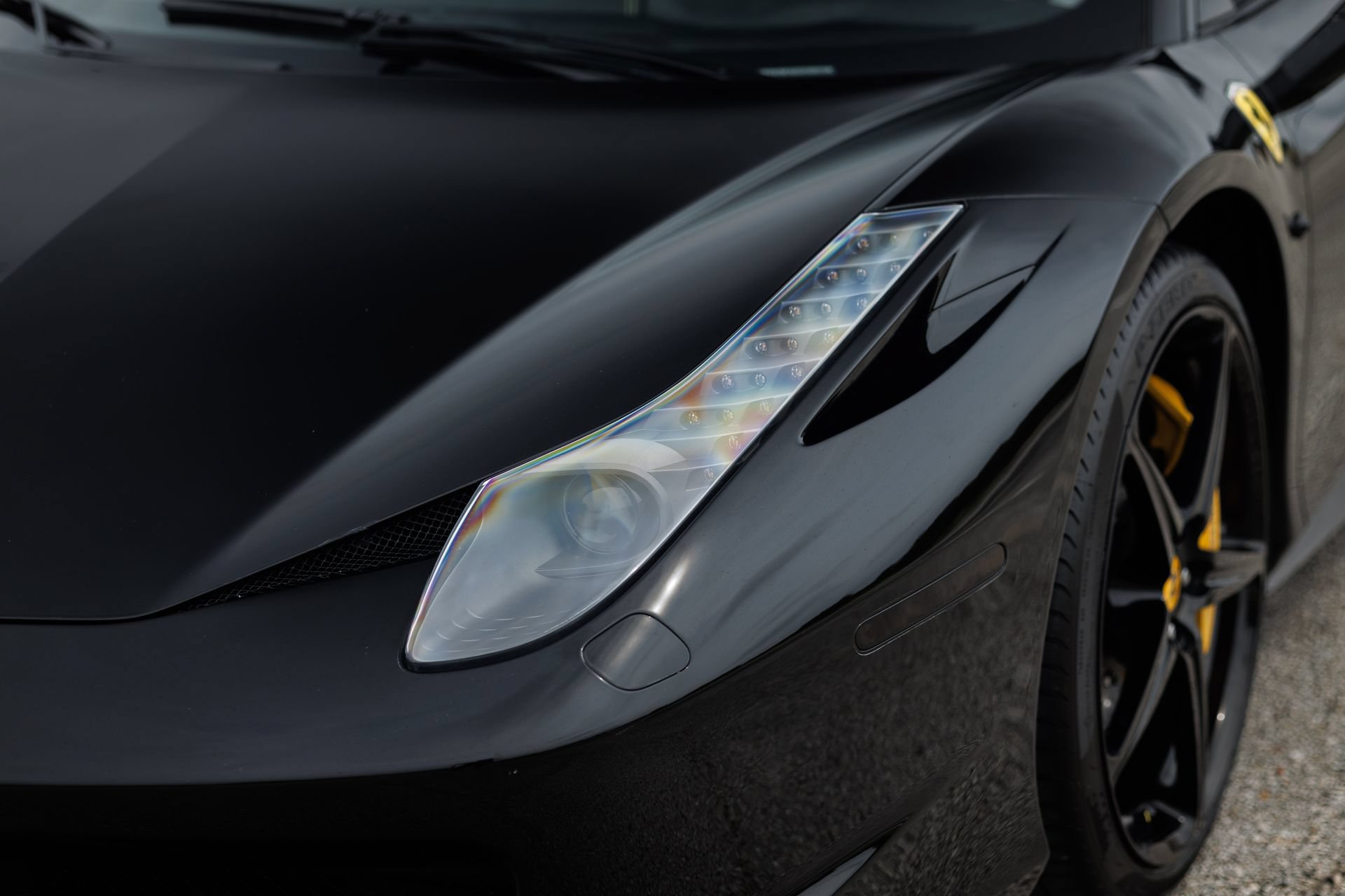 Used 2012 Ferrari 458 Italia Coupe RWD image 34