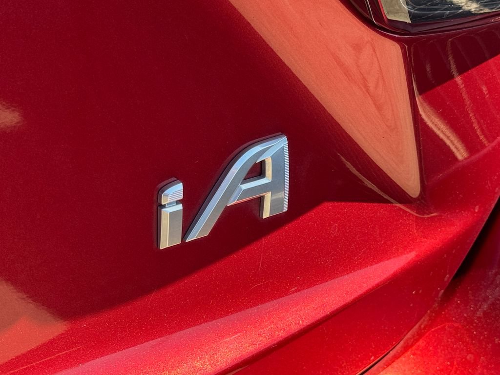 Used 2017 Toyota Yaris iA FWD image 7