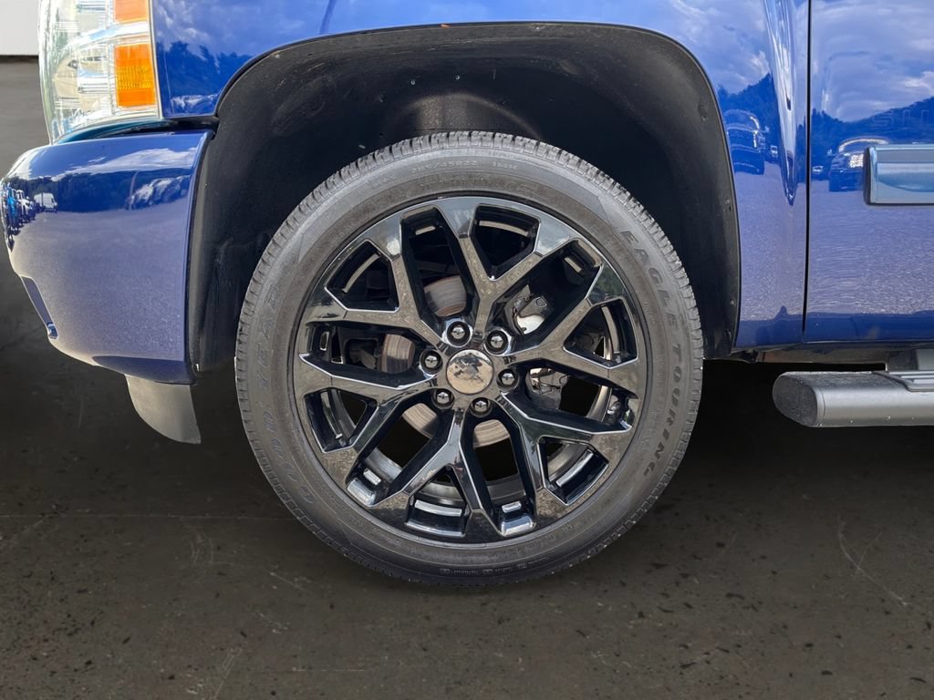 Used 2013 Chevrolet Silverado 1500 LTZ w/ LTZ Plus Package RWD image 10