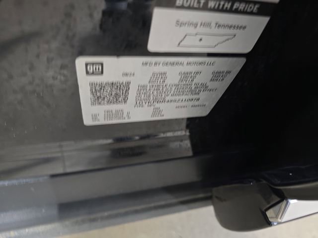 Used 2025 Cadillac XT6 Luxury image 39