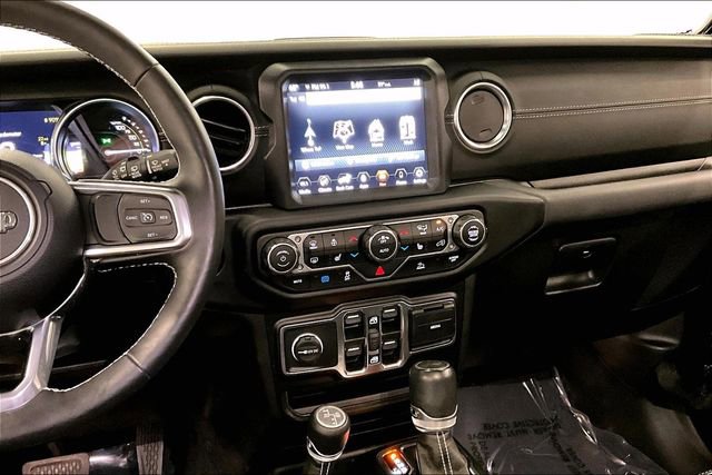 Used 2023 Jeep Wrangler Unlimited Sahara w/ Cold Weather Group image 7