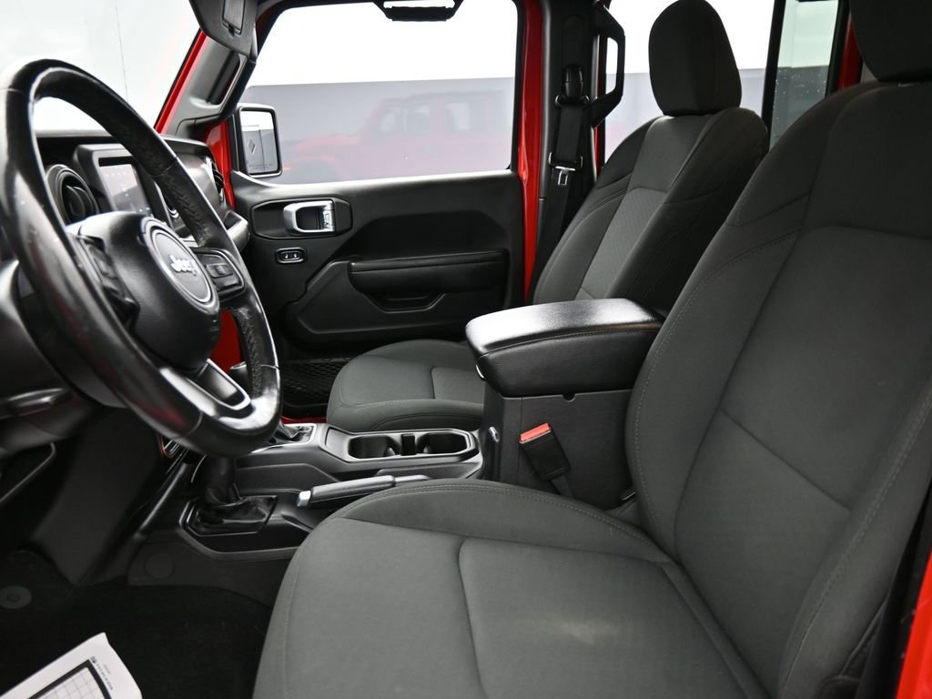 Certified 2022 Jeep Gladiator Willys image 11