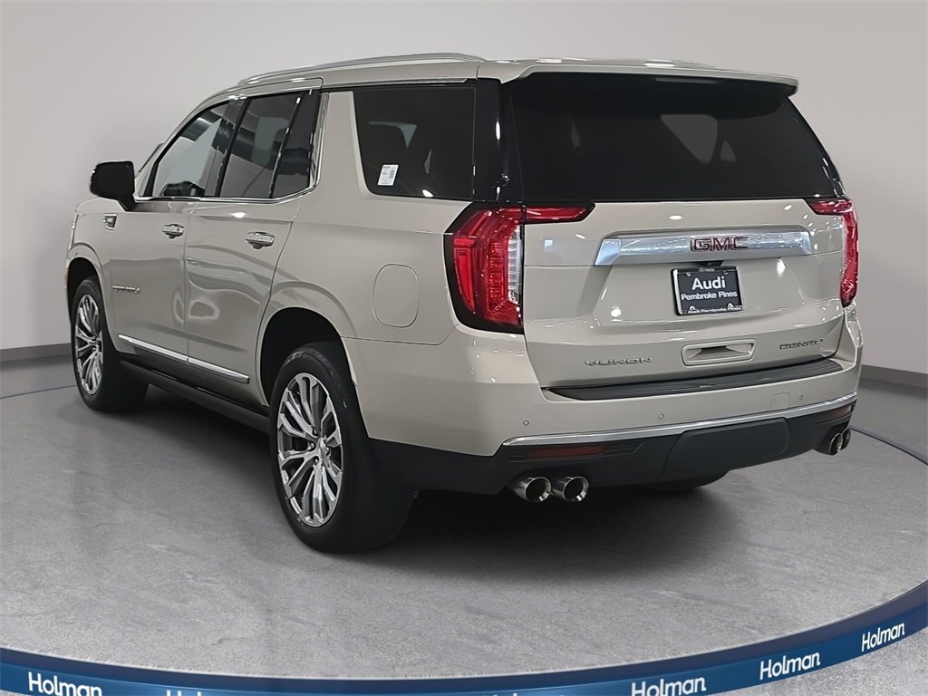 Used 2021 GMC Yukon Denali w/ Denali Premium Package image 8