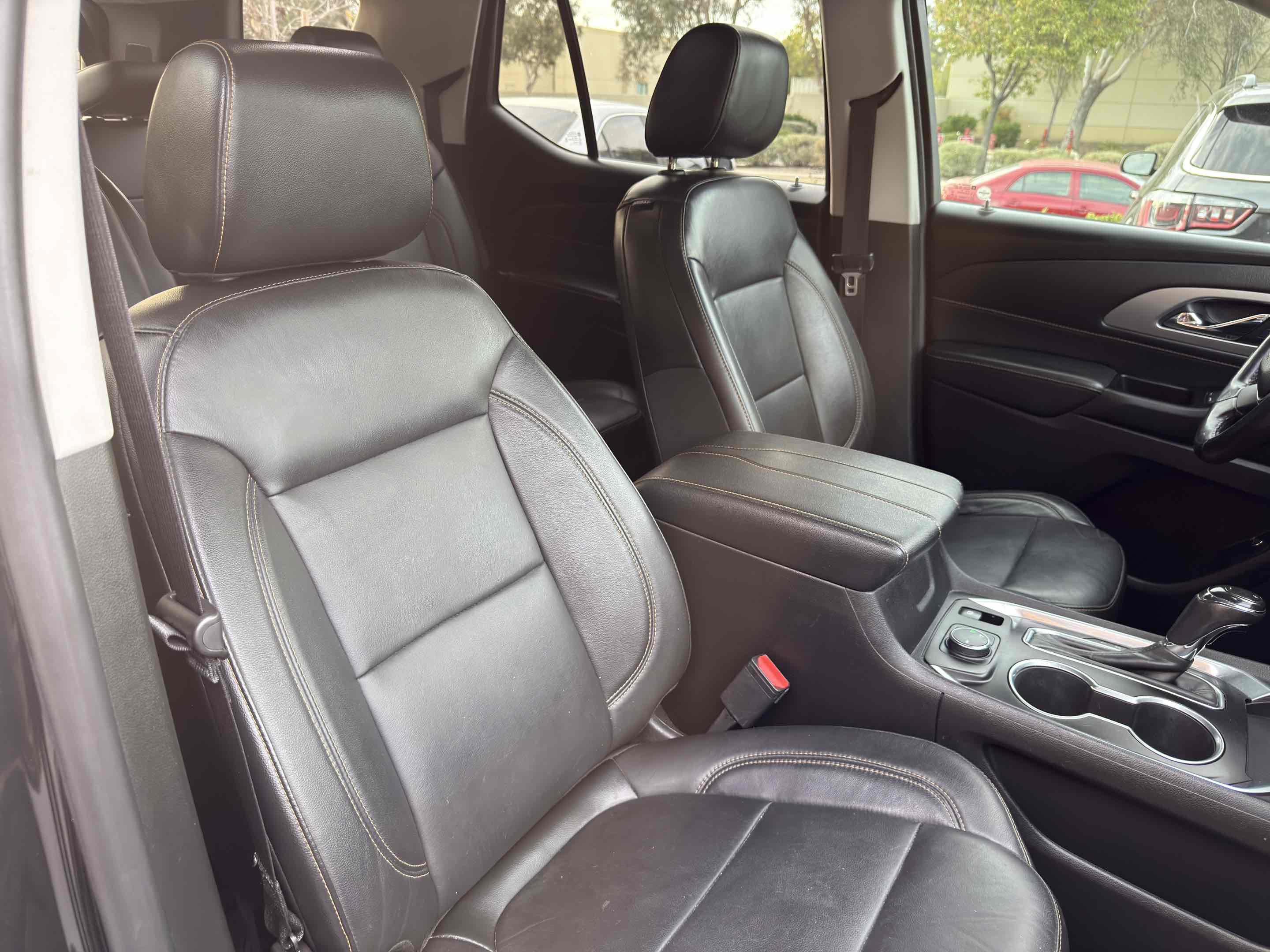 Used 2019 Chevrolet Traverse LT w/ LPO, Floor Liner Package image 66
