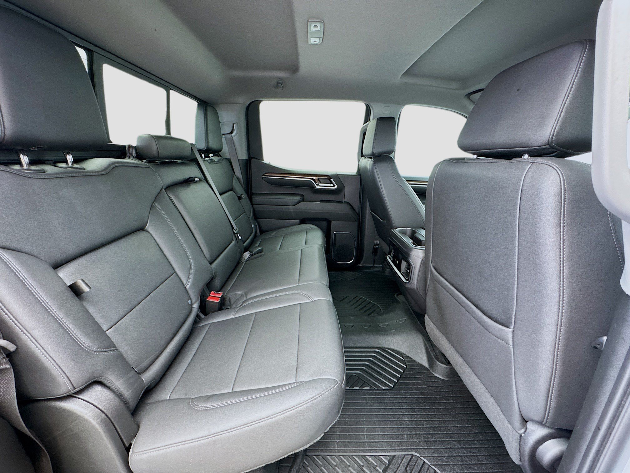 Used 2024 Chevrolet Silverado 1500 LT Trail Boss w/ Convenience Package II AWD/4WD image 18