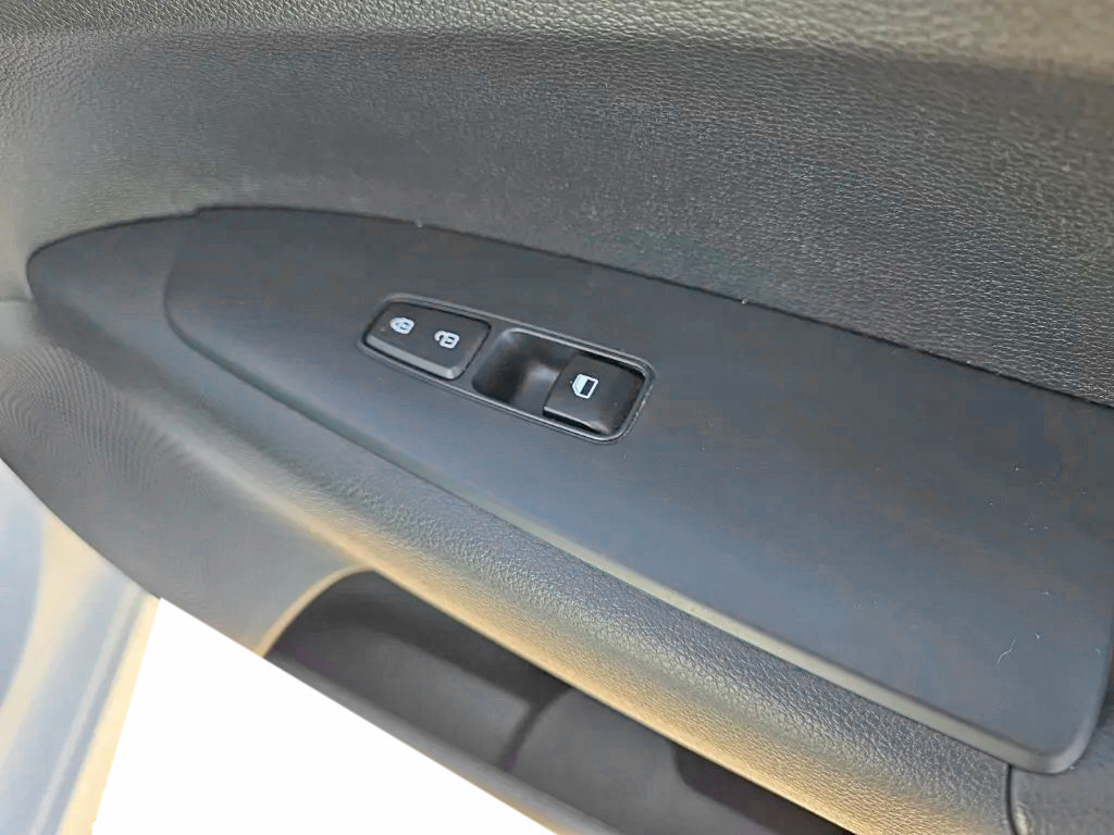 Used 2024 Kia Forte LXS FWD image 21
