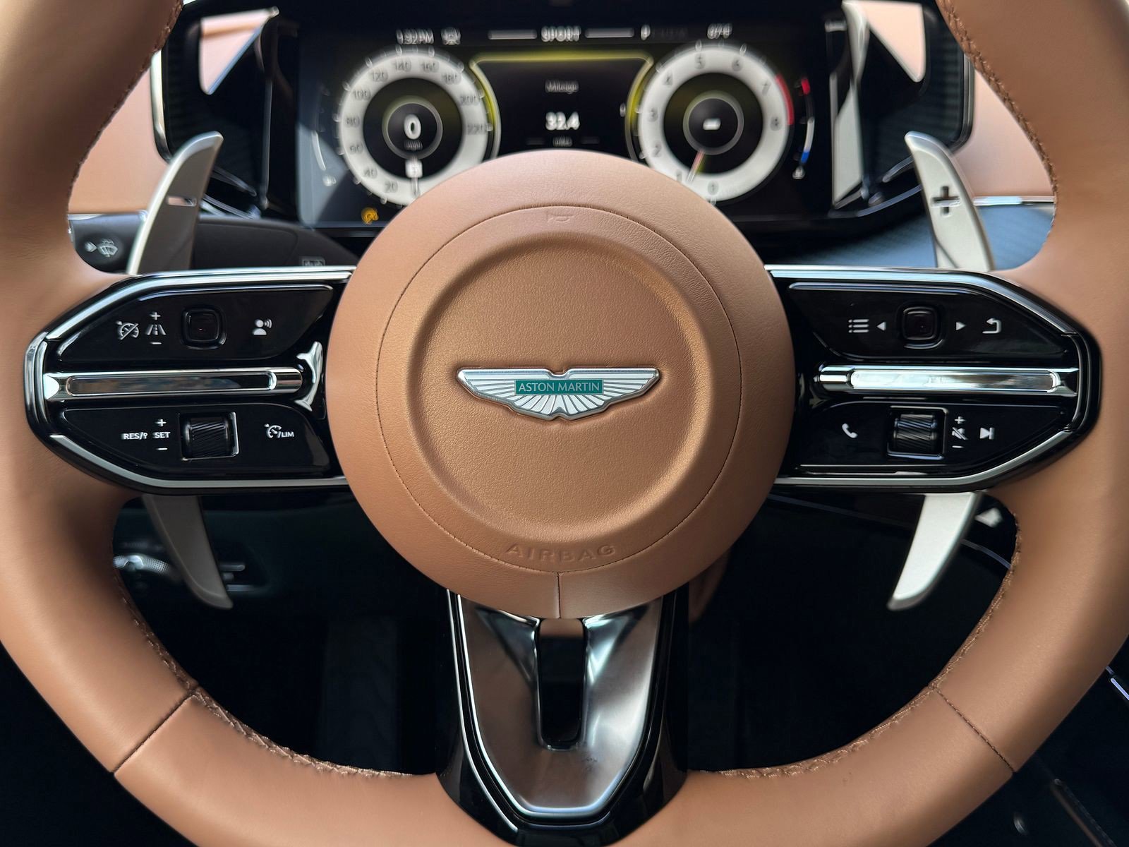 New 2026 Aston Martin V8 Vantage Coupe image 14