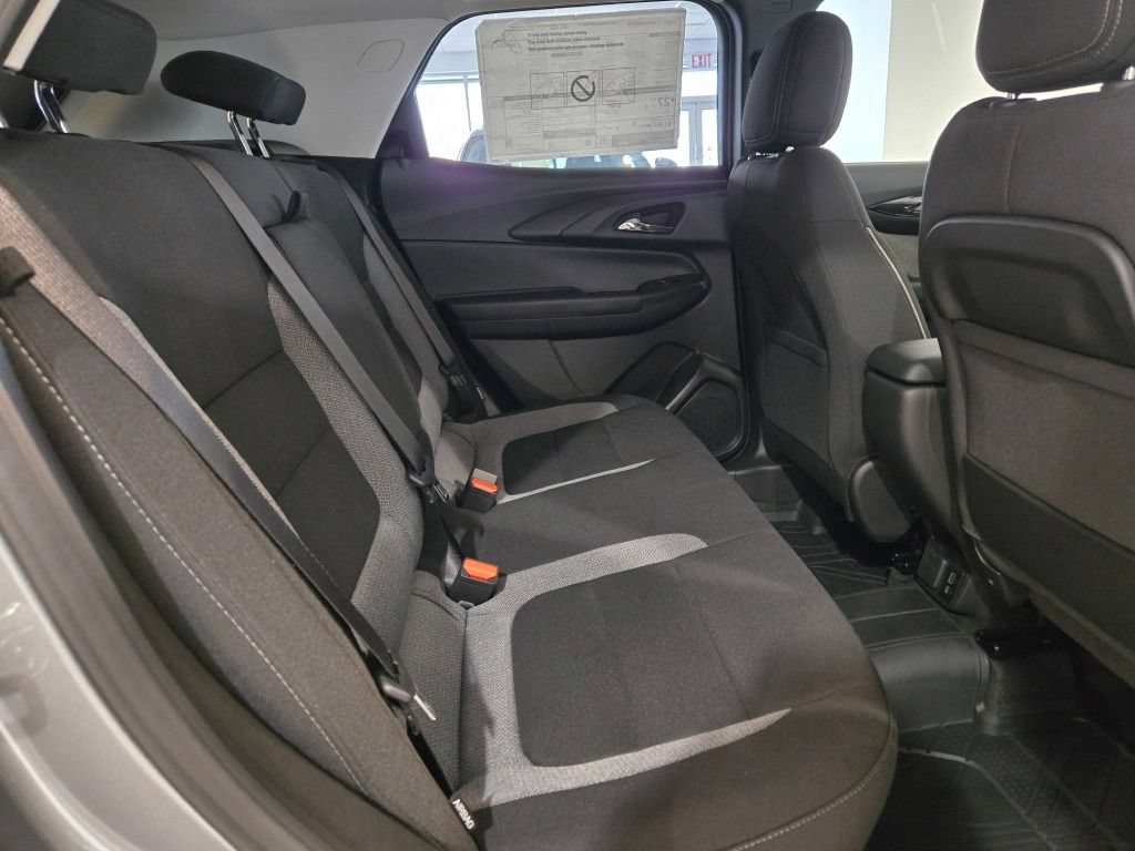 New 2026 Chevrolet TrailBlazer LT w/ Convenience Package AWD/4WD image 8