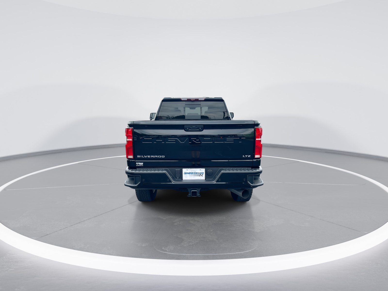 Used 2025 Chevrolet Silverado 2500 LTZ w/ Z71 Chrome Sport Edition AWD/4WD image 8