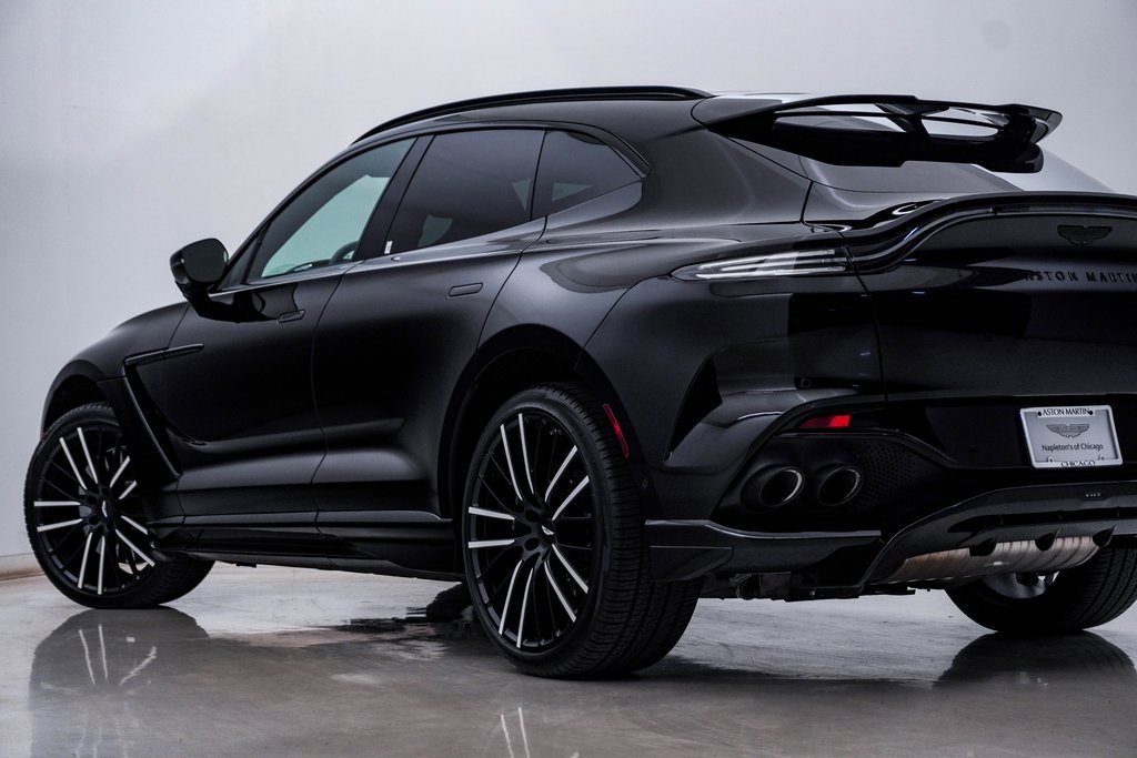Used 2025 Aston Martin DBX 707 image 9