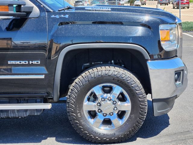 Used 2018 GMC Sierra 2500 SLT w/ Duramax Plus Package AWD/4WD image 10