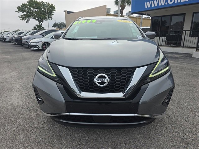 Used 2022 Nissan Murano SV image 2