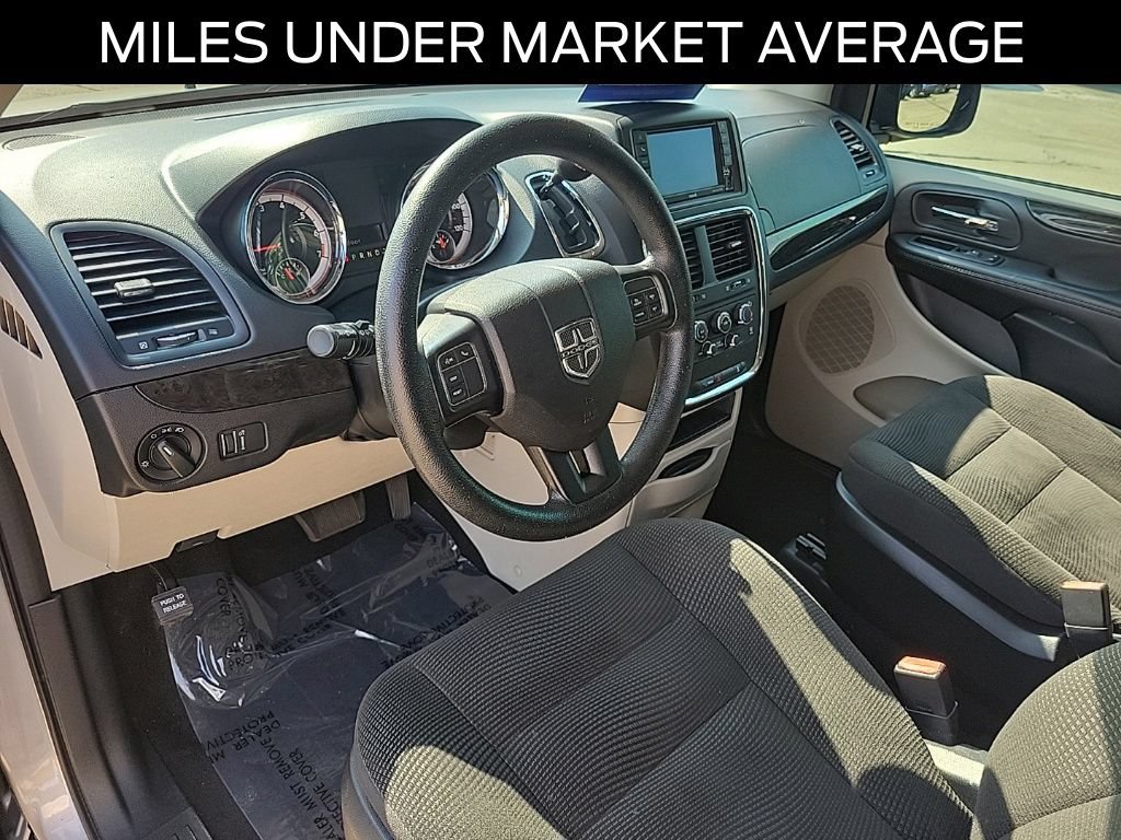 Used 2020 Dodge Grand Caravan SE w/ UConnect Hands-Free Group FWD image 18