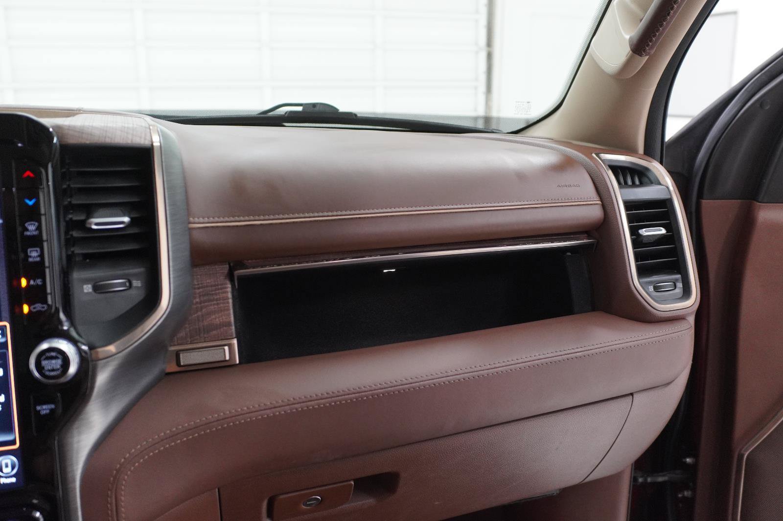 Used 2020 RAM 1500 Limited AWD/4WD image 18