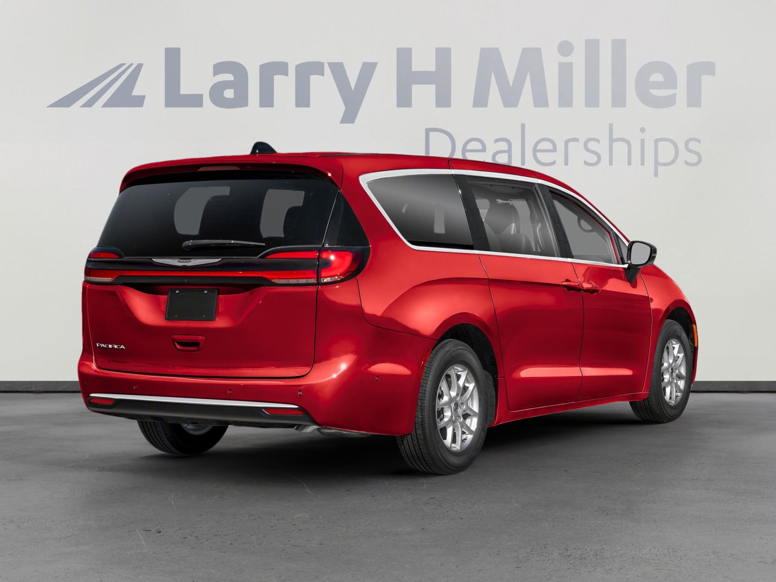New 2026 Chrysler Pacifica Select image 2