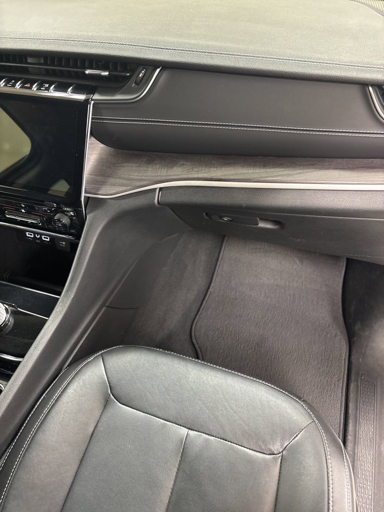 Used 2022 Jeep Grand Cherokee L Limited image 41