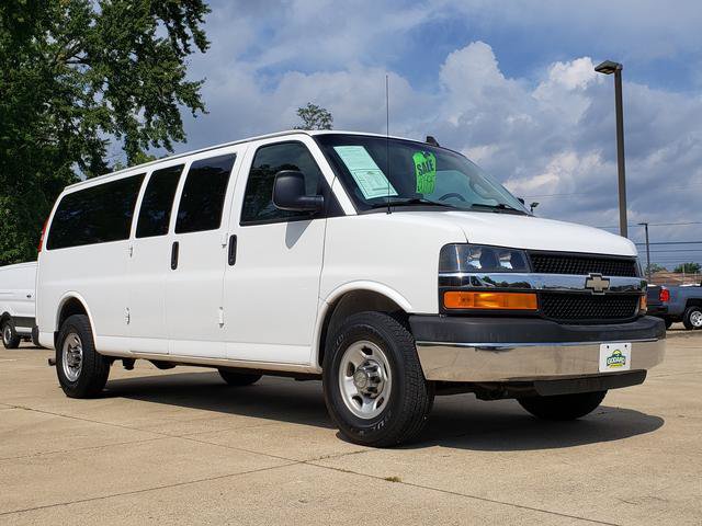Used 2016 Chevrolet Express 3500 LT w/ LT Preferred Equipment Group RWD image 8