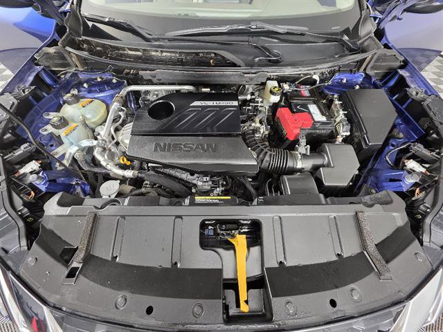 Used 2023 Nissan Rogue SV AWD/4WD image 11