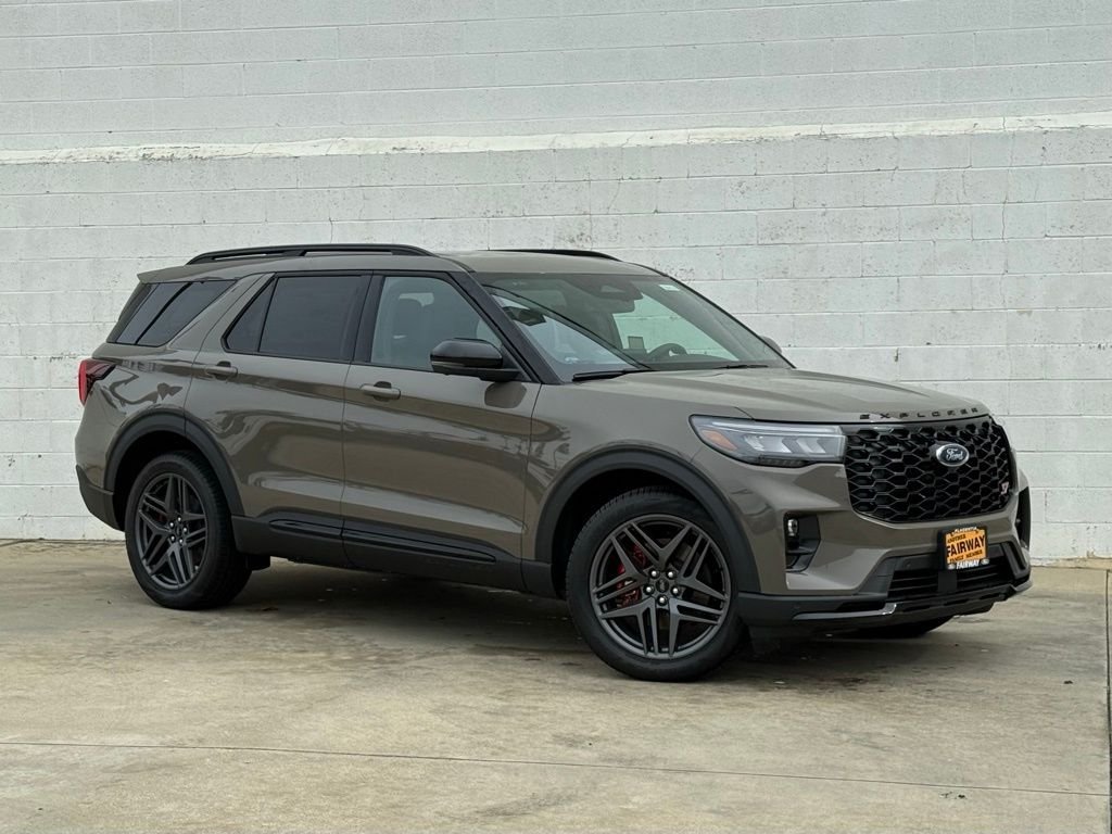 New 2026 Ford Explorer ST w/ Sun And Sound Package
