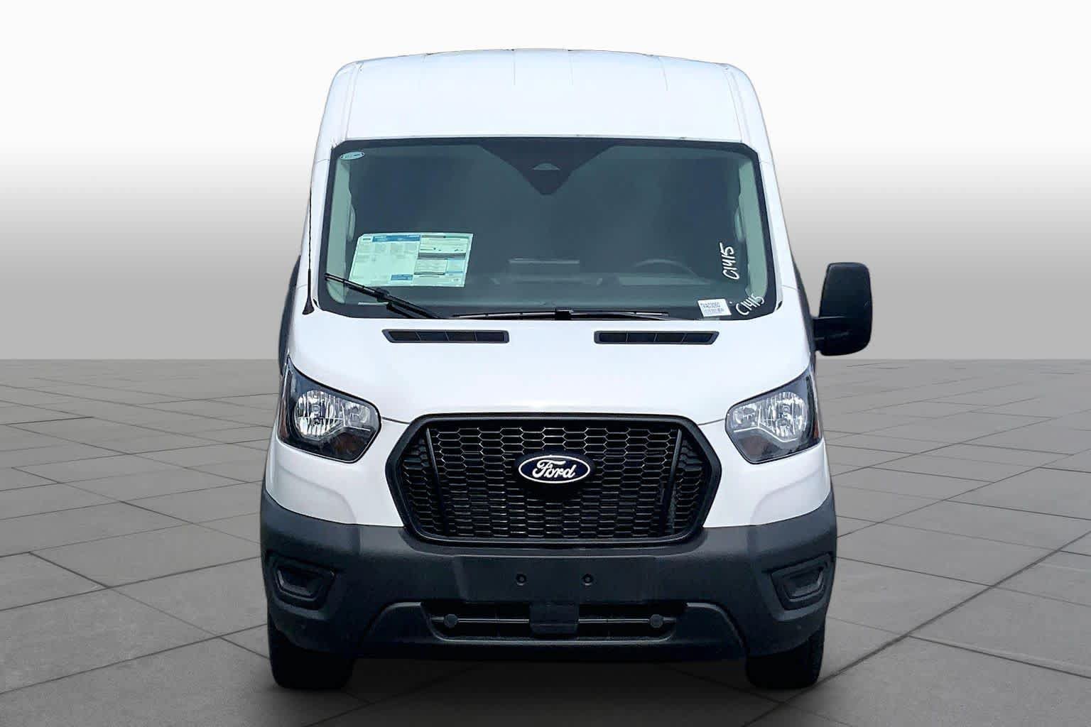New 2026 Ford Transit 250 148 Medium Roof w/ Load Area Protection Package RWD image 3