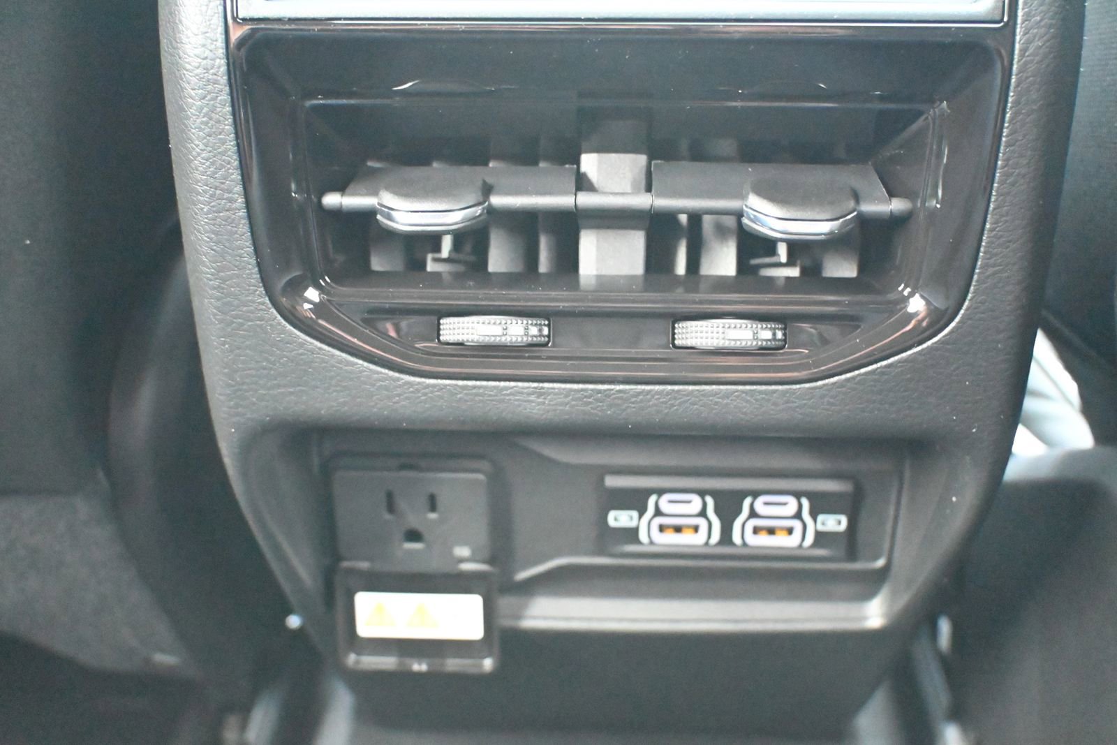 New 2026 Jeep Grand Cherokee Laredo X image 23