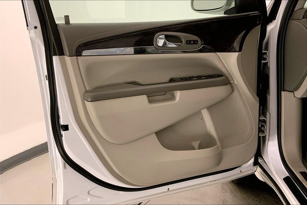 Used 2016 Buick Enclave Leather FWD image 24