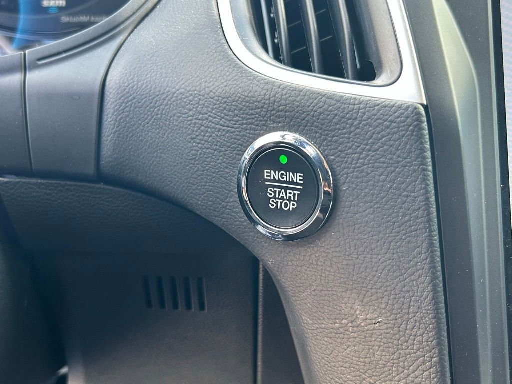 Used 2024 Ford Edge SE w/ Black Appearance Package image 43