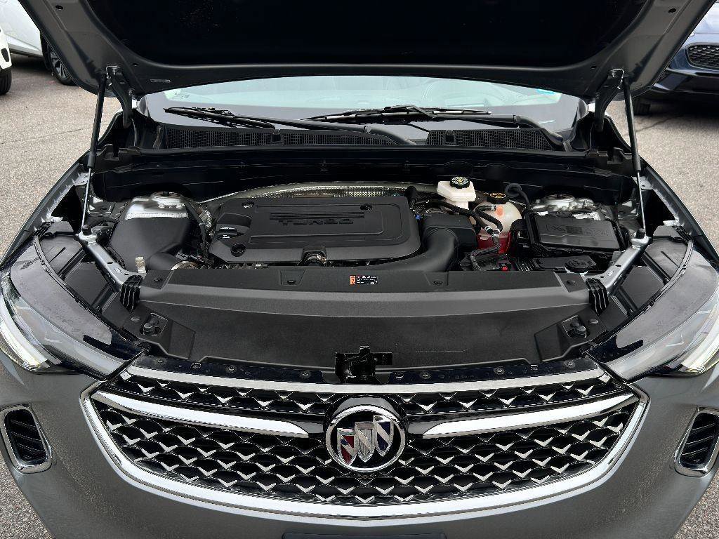 Used 2023 Buick Envision Avenir image 35