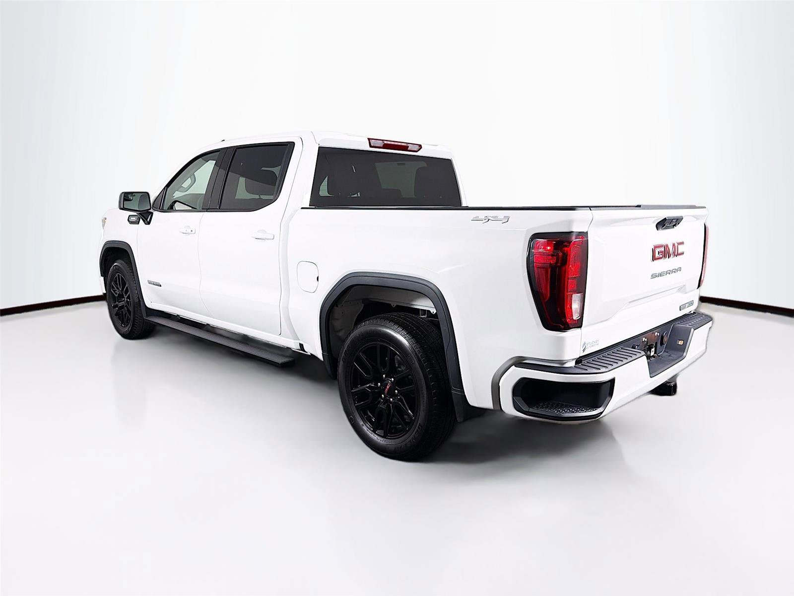 Used 2024 GMC Sierra 1500 Elevation AWD/4WD image 5