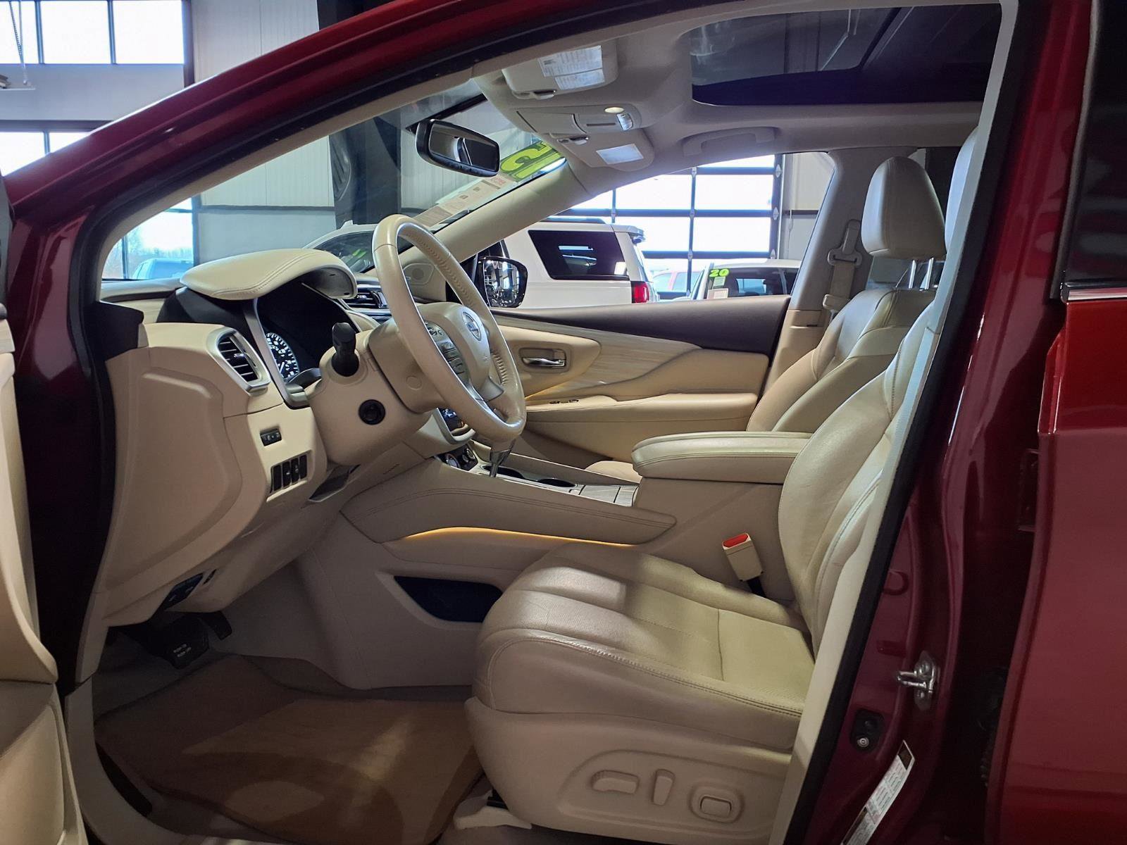 Used 2015 Nissan Murano Platinum w/ Platinum Technology Package AWD/4WD image 14