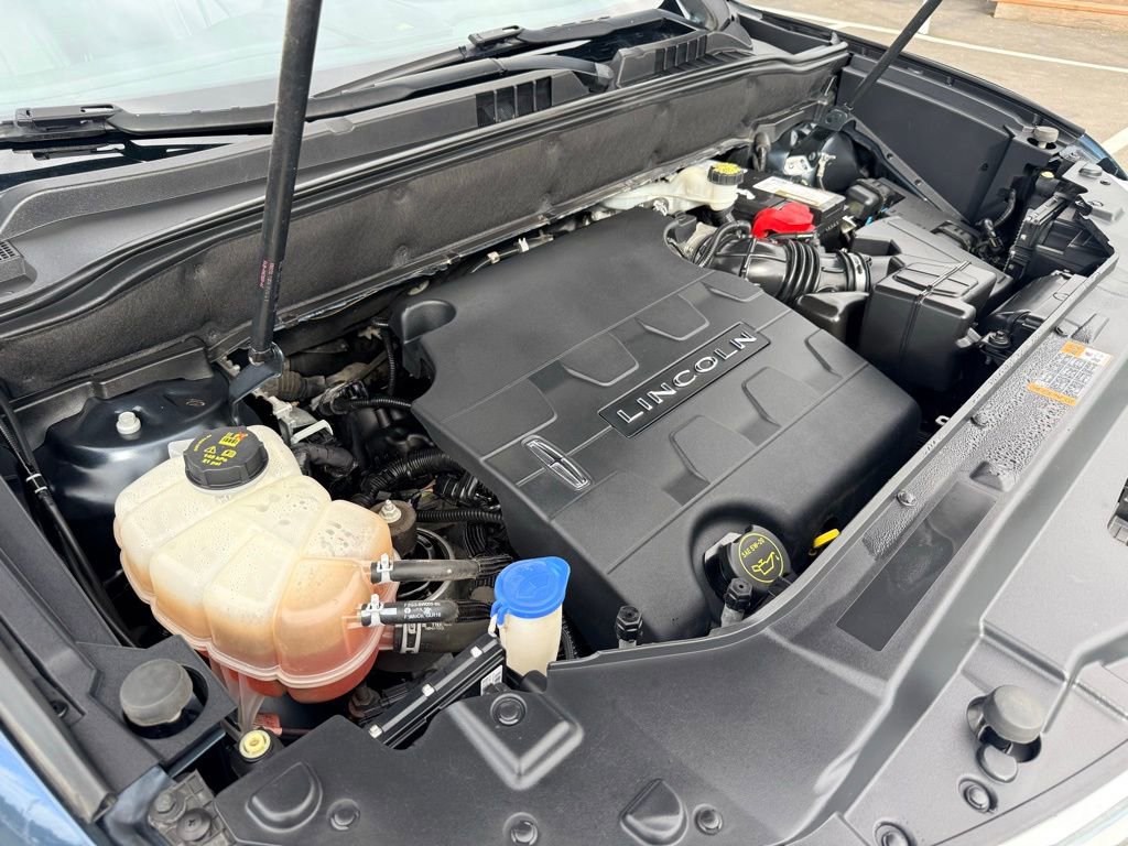 Used 2016 Lincoln MKX Reserve w/ Luxury Package image 38