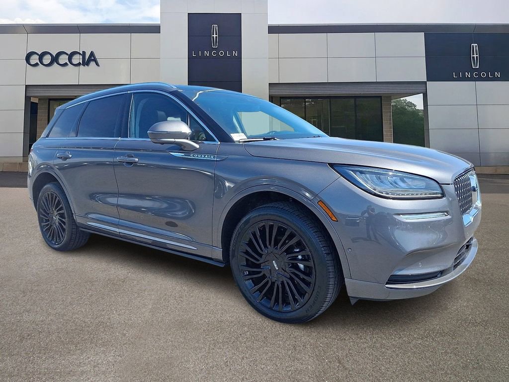 Used 2022 Lincoln Corsair Reserve w/ Equipment Group 201A AWD/4WD image 3