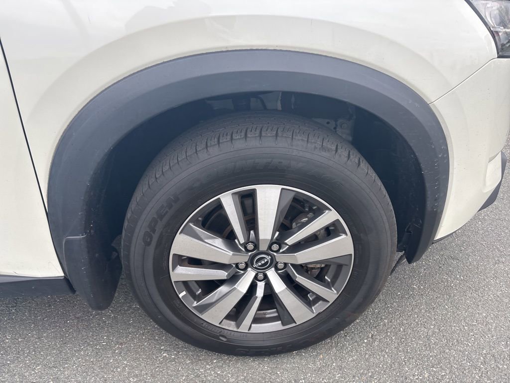 Used 2023 Nissan Pathfinder SL image 9