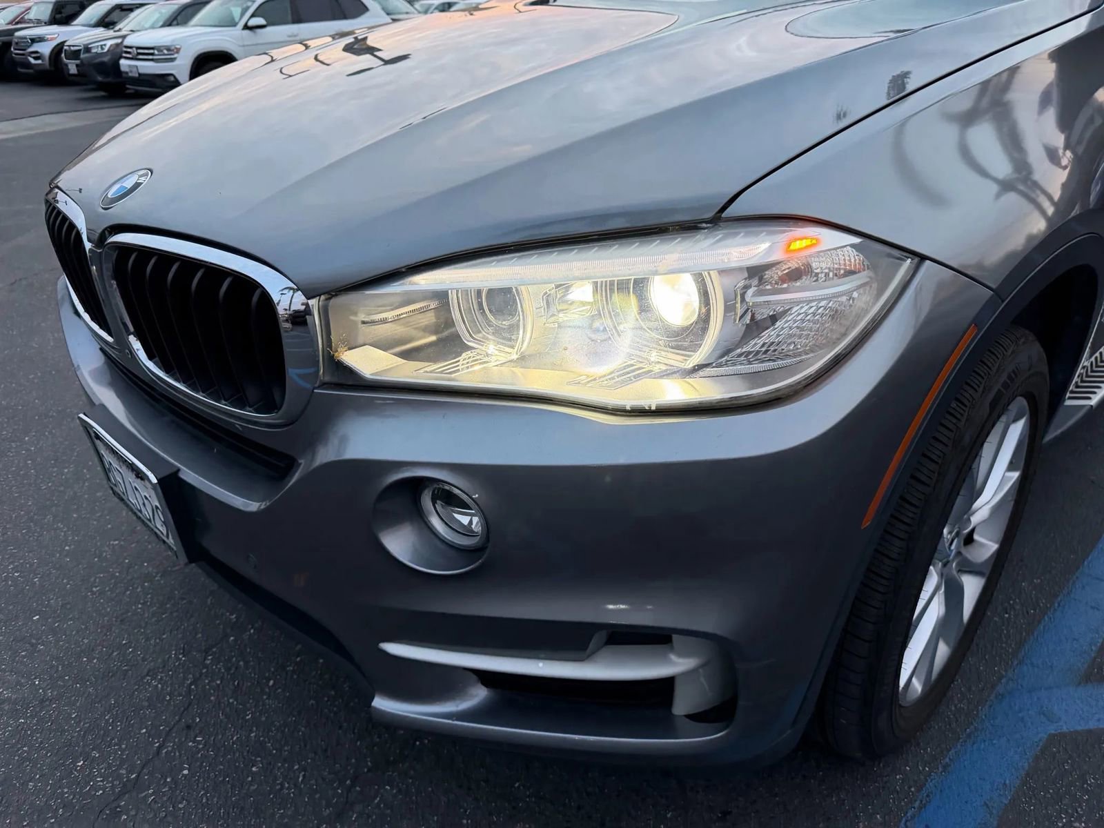 Used 2016 BMW X5 xDrive35i w/ Premium Package AWD/4WD image 4