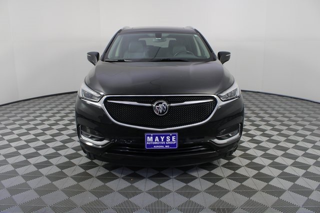 Used 2020 Buick Enclave Essence w/ LPO, Luxury Package image 28