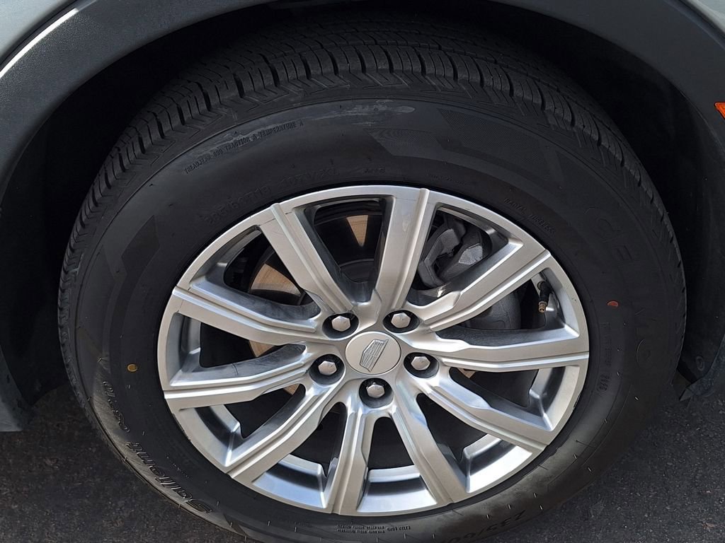 Used 2023 Cadillac XT4 Premium Luxury image 28