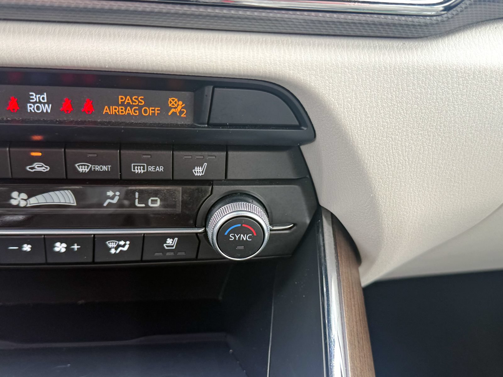 Used 2022 MAZDA CX-9 Signature AWD/4WD image 30