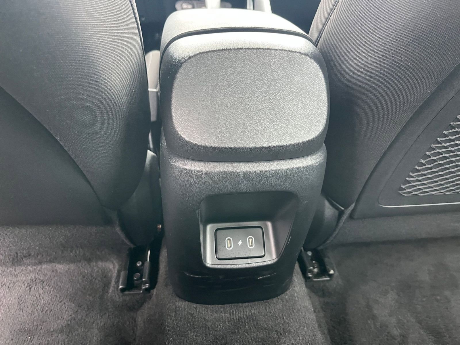 Used 2025 Hyundai Elantra SEL image 22