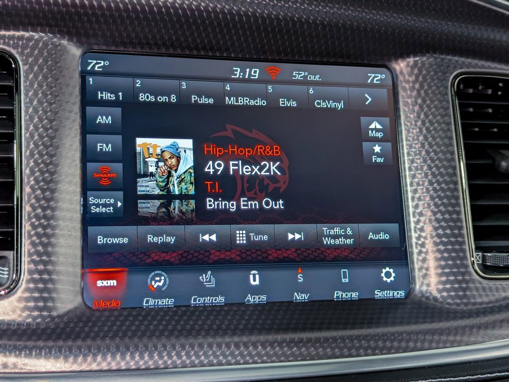 Used 2022 Dodge Charger SRT Hellcat w/ Harman/Kardon Audio Group image 39