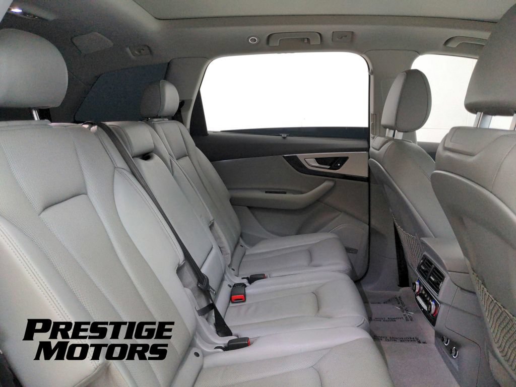 Used 2019 Audi Q7 2.0T Premium Plus w/ Premium Plus Package AWD/4WD image 30
