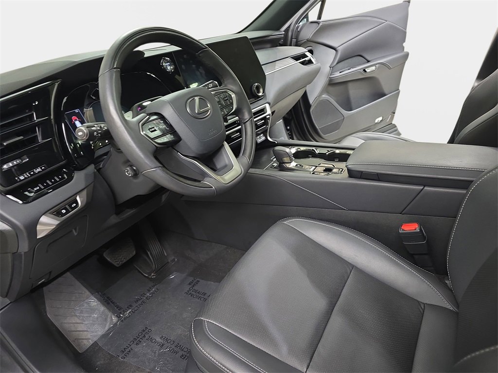 Used 2024 Lexus RX 350h image 16