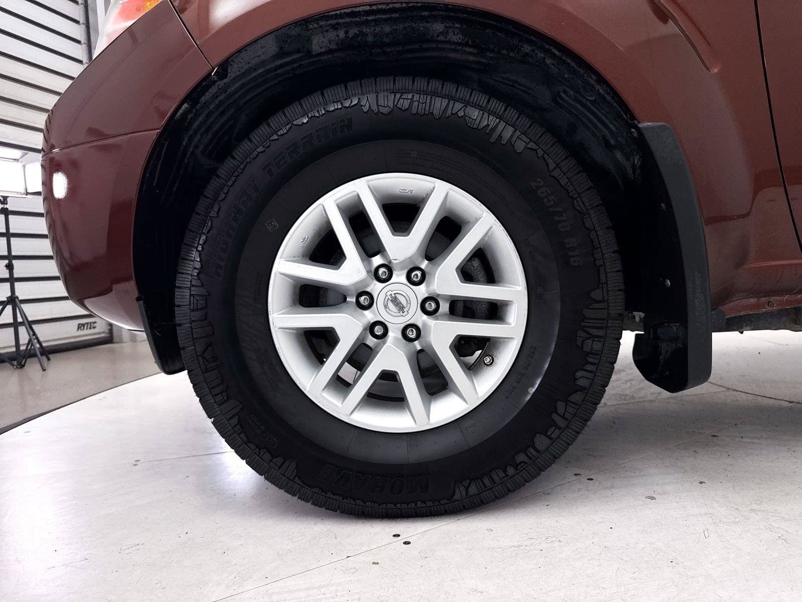 Used 2017 Nissan Frontier SV RWD image 9