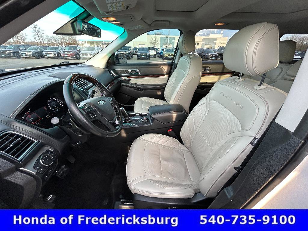 Used 2017 Ford Explorer Platinum image 15