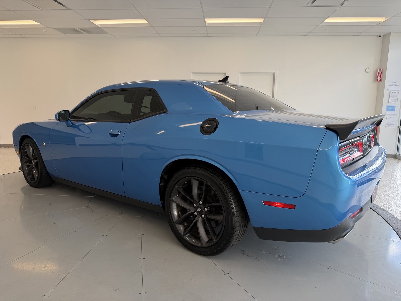 Used 2019 Dodge Challenger R/T Scat Pack w/ Shaker Package image 5