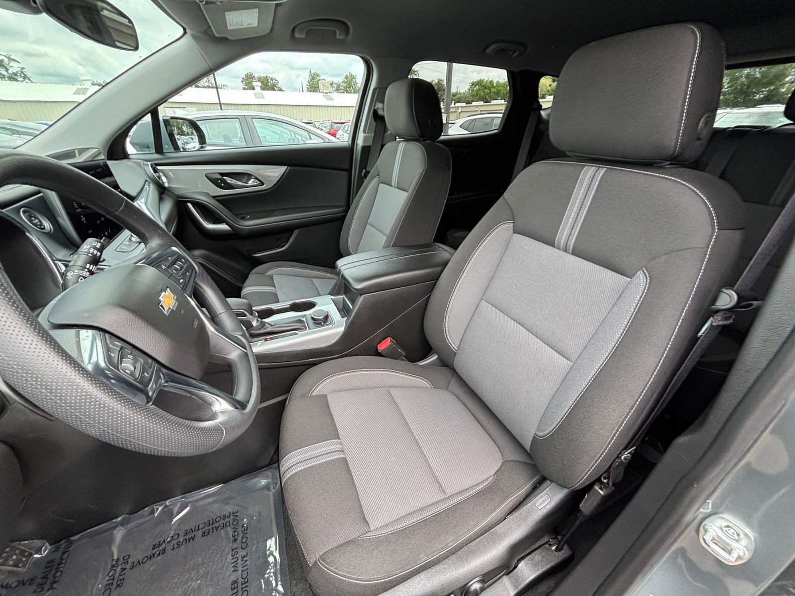 Used 2025 Chevrolet Blazer LT FWD image 37