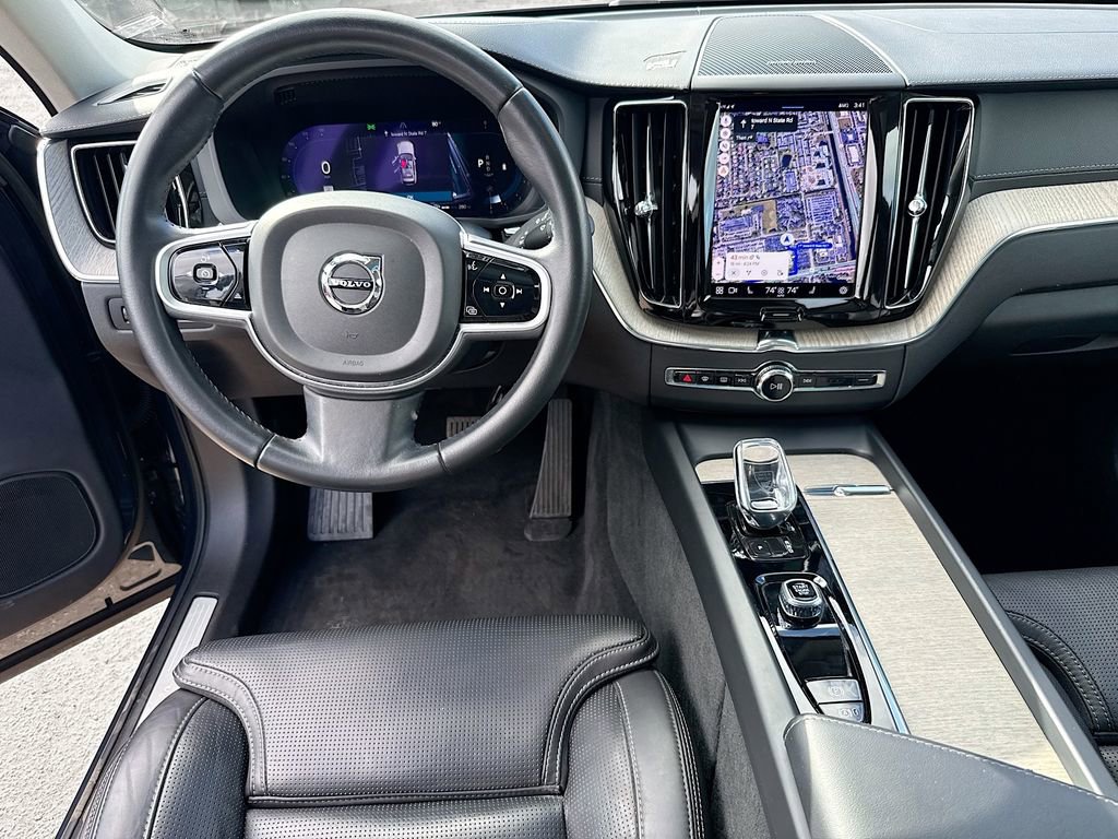 Used 2022 Volvo XC60 B6 Inscription w/ Advanced Package image 25