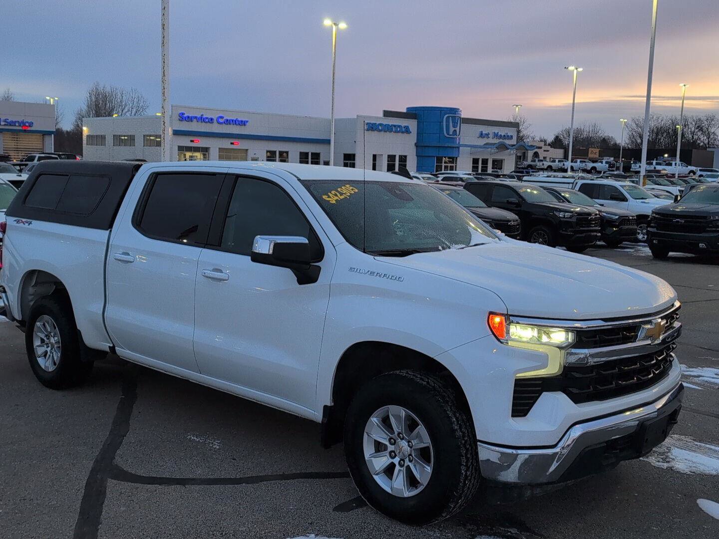 Used 2025 Chevrolet Silverado 1500 LT w/ Work Truck Package image 10