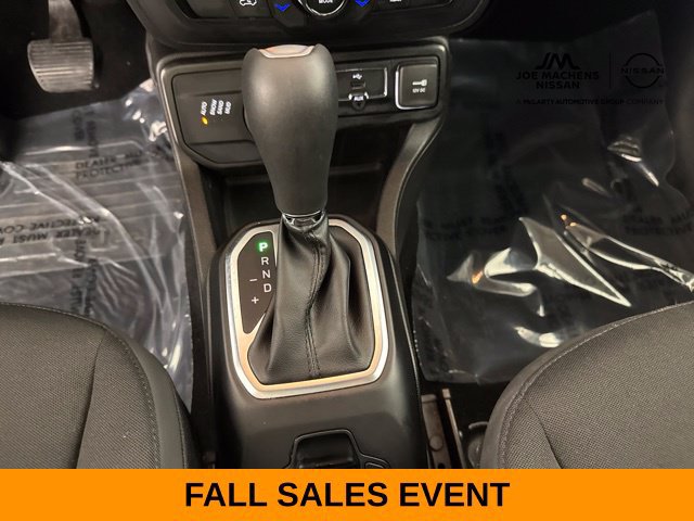Used 2023 Jeep Renegade Altitude w/ Convenience Group I AWD/4WD image 46